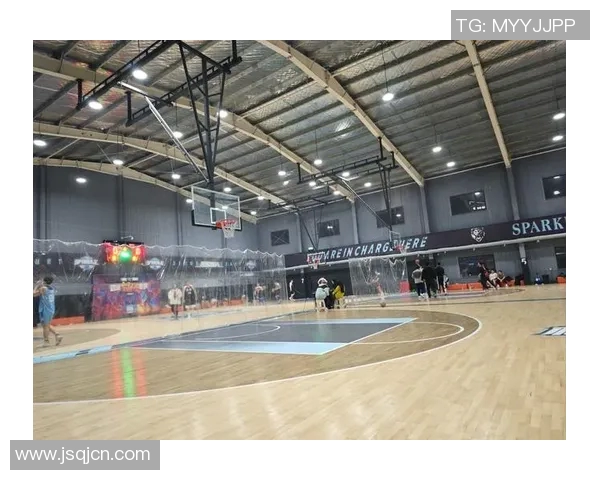 2015年骑士与开拓者激战回顾:一场精彩绝伦的篮球对决与历史瞬间 2015年骑士与开拓者激战回顾:一场精彩绝伦的篮球对决与历史瞬间